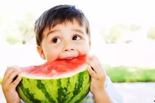 小孩吃瓜的功效,小孩吃瓜的神奇功效揭秘
