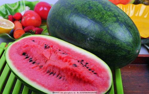 爱瓜人士为什么吃瓜,揭秘爱瓜人士为何对瓜情有独钟