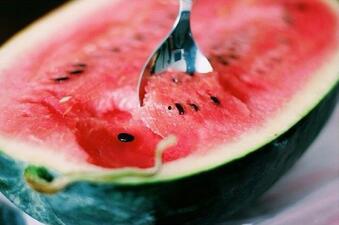 瓜怎么挖着吃,探索如何轻松挖着吃的新方法