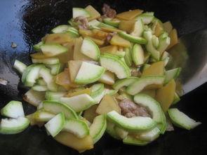 吃角瓜丝博主,家常美食，简单美味，轻松学会！